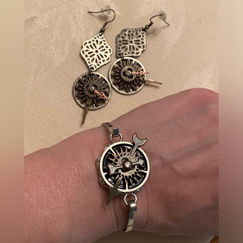 Steampunk bracelet & earrings